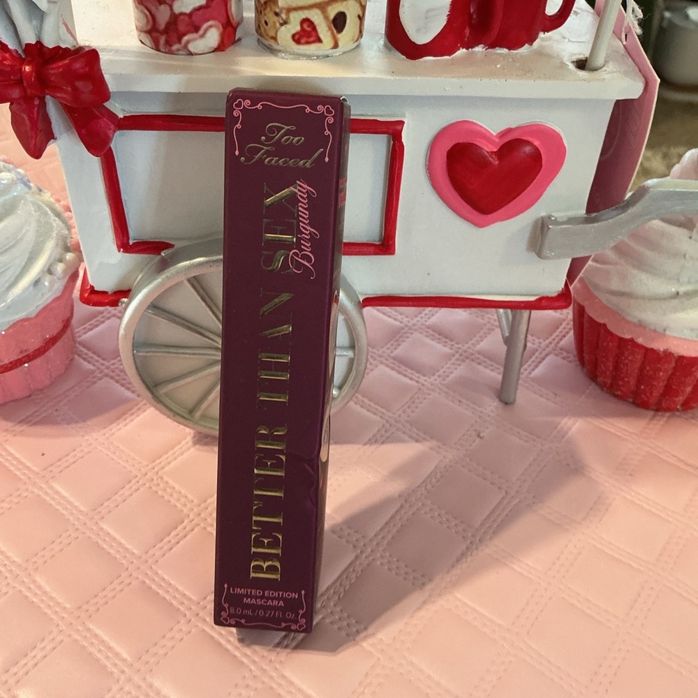 Too Faced Limited Edition Burgundy Mascara